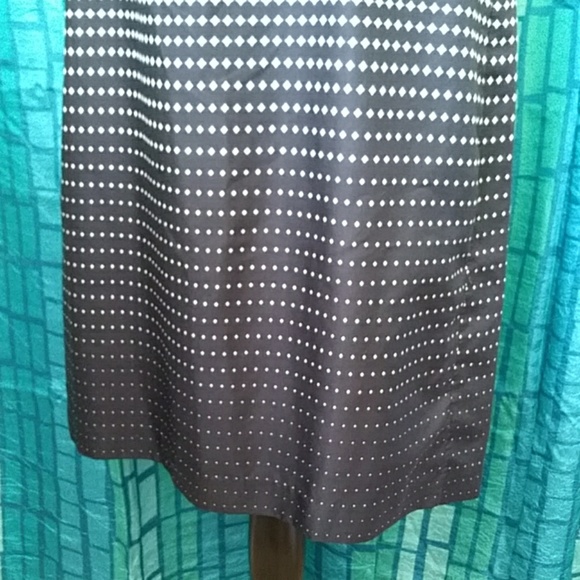 The Limited Dress. In Perfect Condition! - Picture 4 of 8